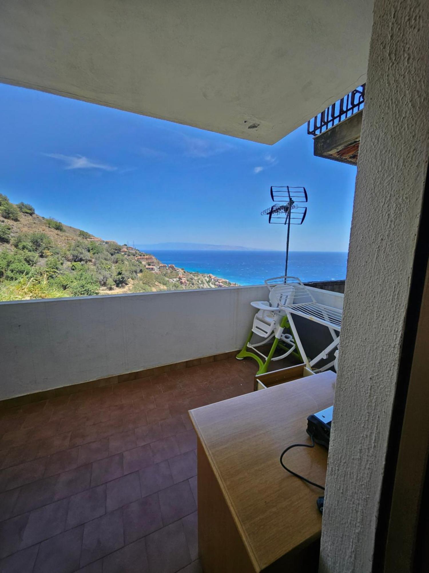 Appartamento Casa Vacanze Donna Yuliya Letojanni Esterno foto